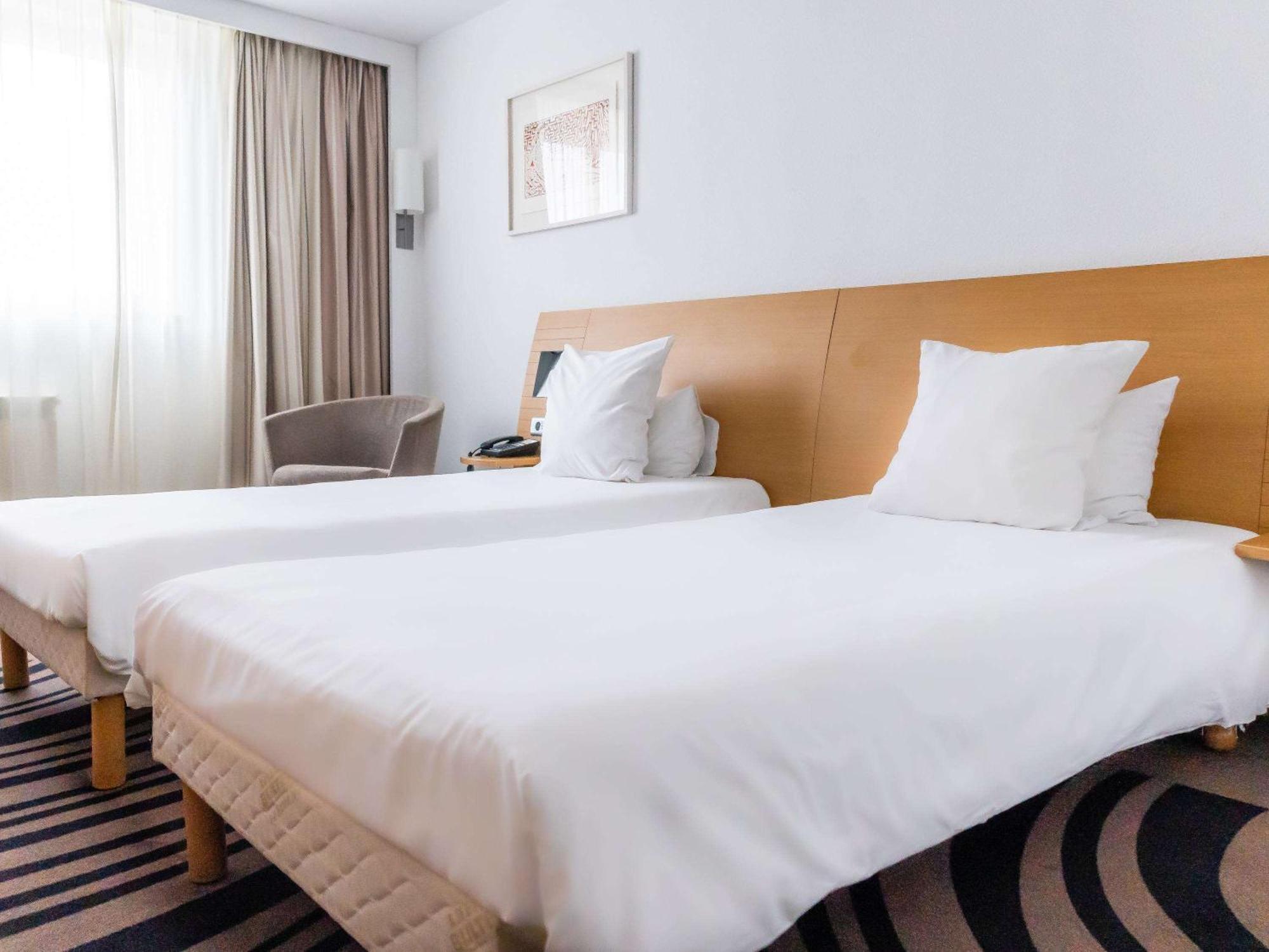 Novotel Krakow City West Exterior photo